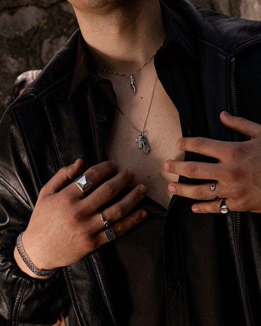 Collana “Manufica”